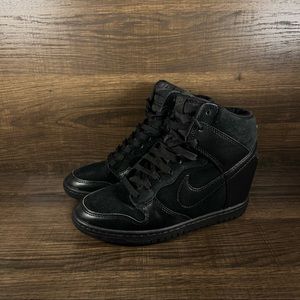 Nike Women’s Dunk Sky High Hidden Wedge Black Out Shoe
